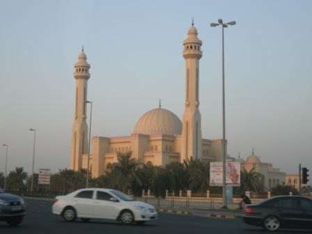 Embassy of Japan in Bahrain     在バーレーン王国日本国大使館１．基本情報２． 渡航情報３．バーレーン紹介 ４．主な観光名所